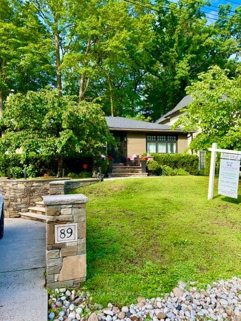 89 Holyrood Avenue, Oakville, ON L6K 2V4 – photo 3