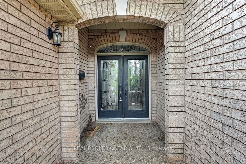 2152 Grand Ravine Drive, Oakville, ON L6H 6B3 – photo 3