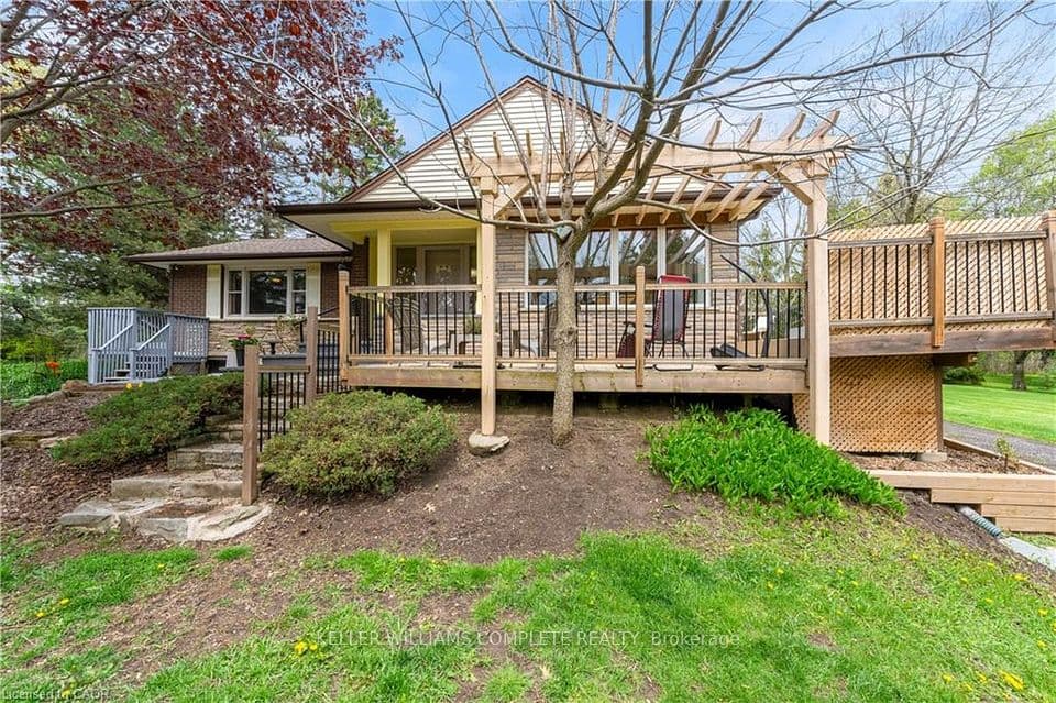 569 CRANE Court, Burlington, ON L7P 4Y8 – main photo