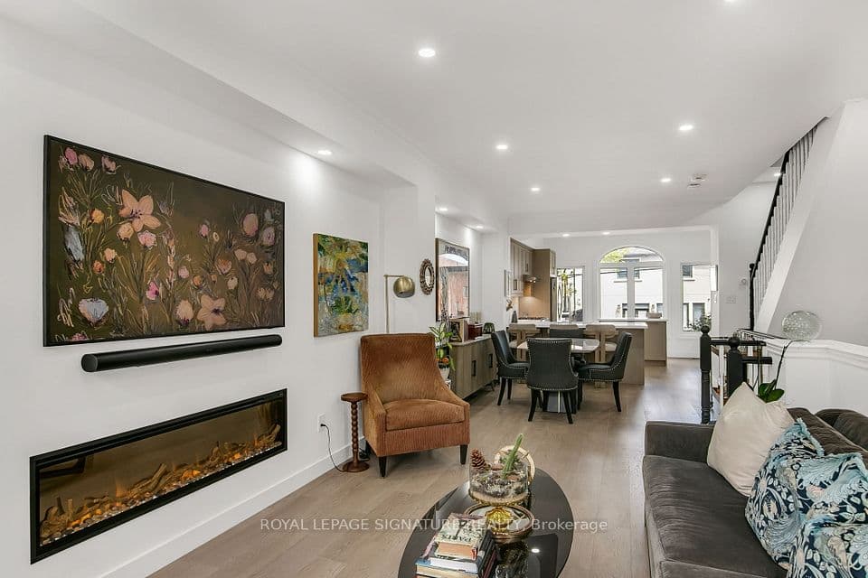 41 San Remo Terrace, Toronto, ON M8Z 6C6 – photo 3