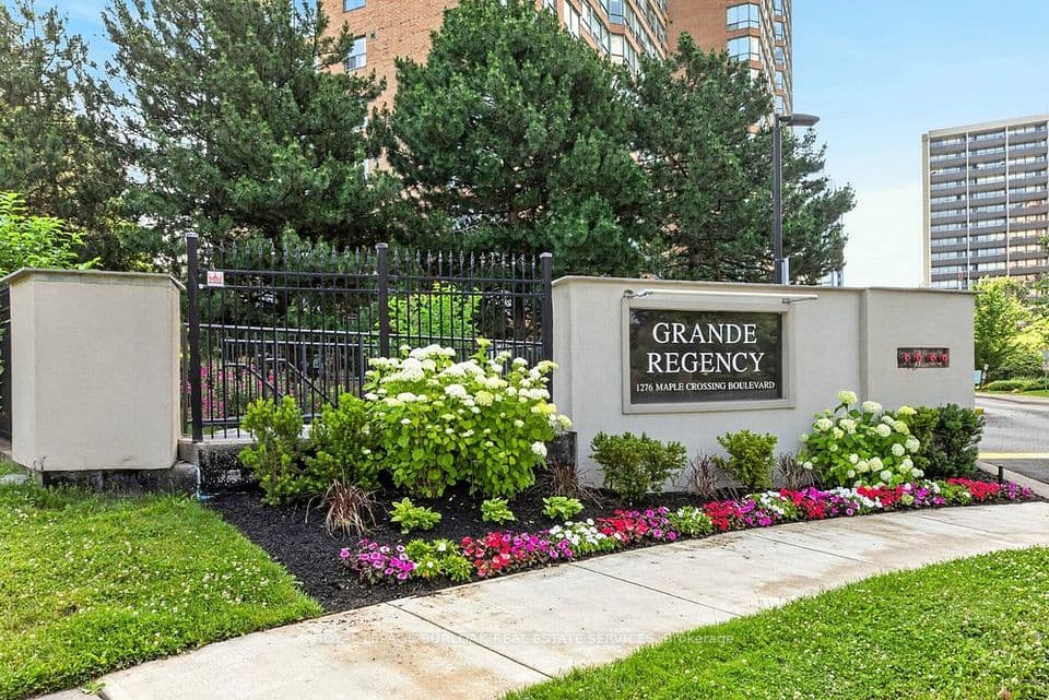 1276 Maple Crossing Boulevard 1406, Burlington, ON L7S 2J9 – photo 2
