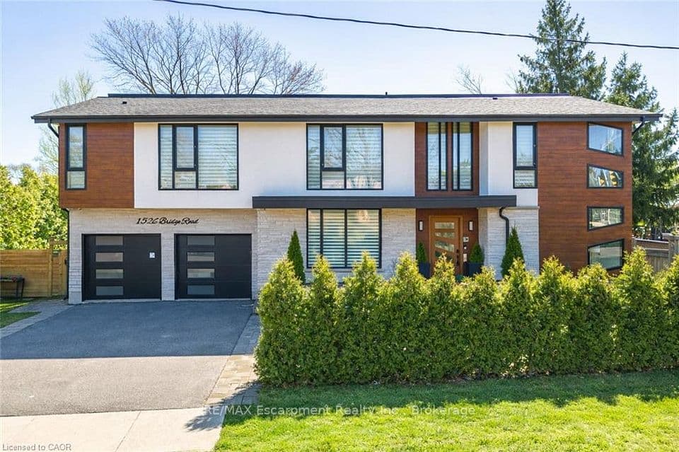 1526 Bridge Road, Oakville, ON L6L 2E3 – main photo