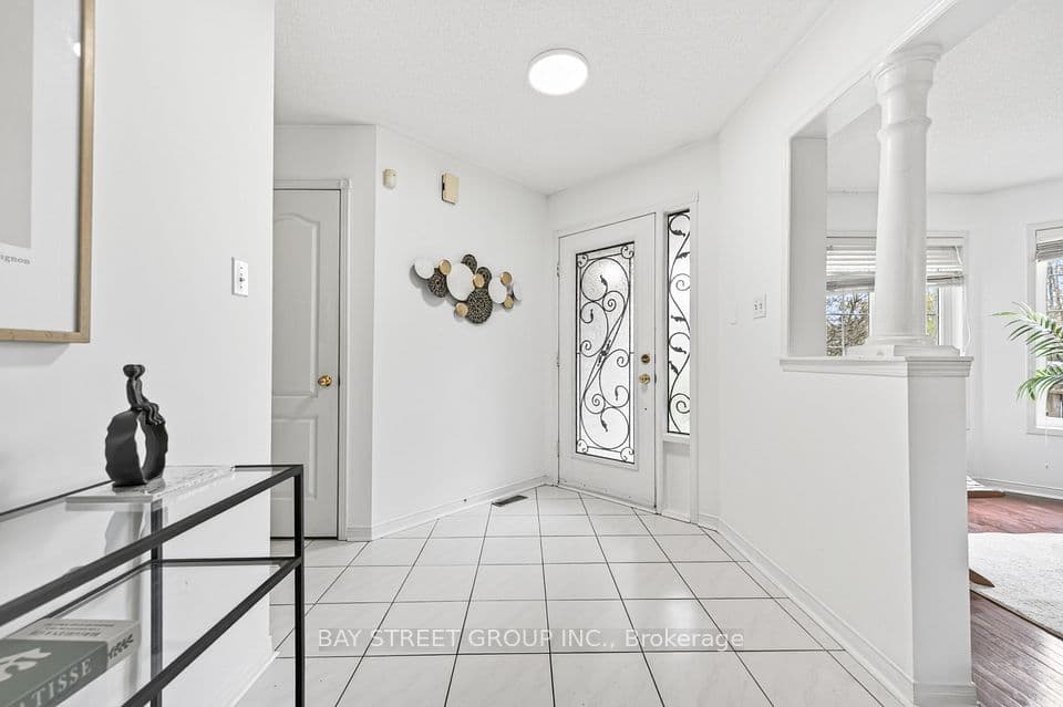 2370 Eden Valley Drive, Oakville, ON L6H 6K9 – photo 2