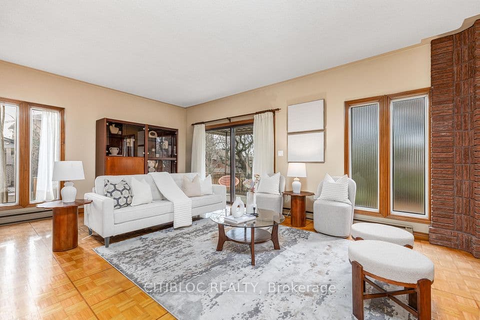 74 Erie Street, Toronto, ON M6L 2R2 – photo 2