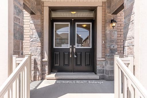 1481 Buttercup Court, Milton, ON L9E 1G5 – photo 2