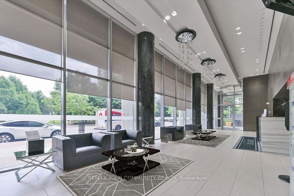 223 Webb Drive 908, Mississauga, ON L5B 0E8 – photo 2