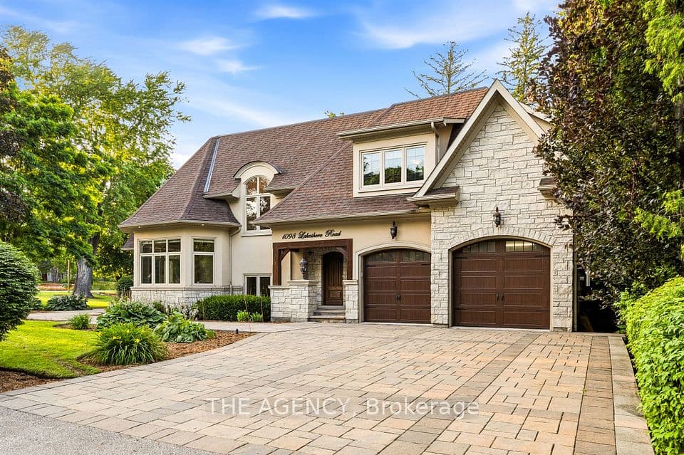 1098 Lakeshore Road W, Oakville, ON L6L 1E9 – photo 3