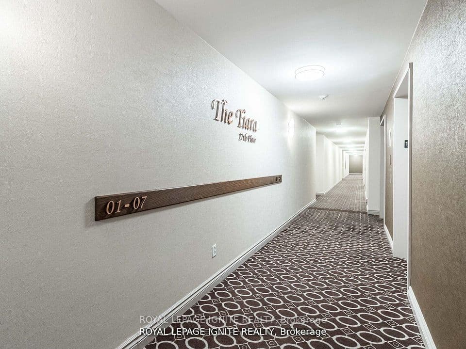 156 Enfield Place 1711, Mississauga, ON L5B 4L8 – photo 3
