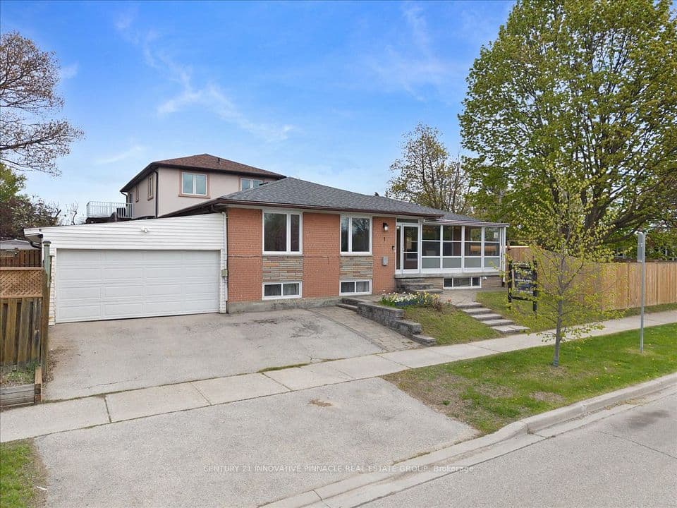 1 Judhaven Road, Toronto, ON M9V 2P1 – main photo