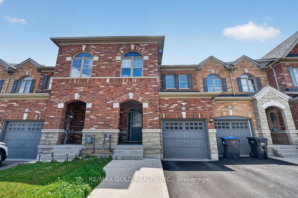 29 Rangemore Road E, Brampton, ON L7A 4V7 – photo 3