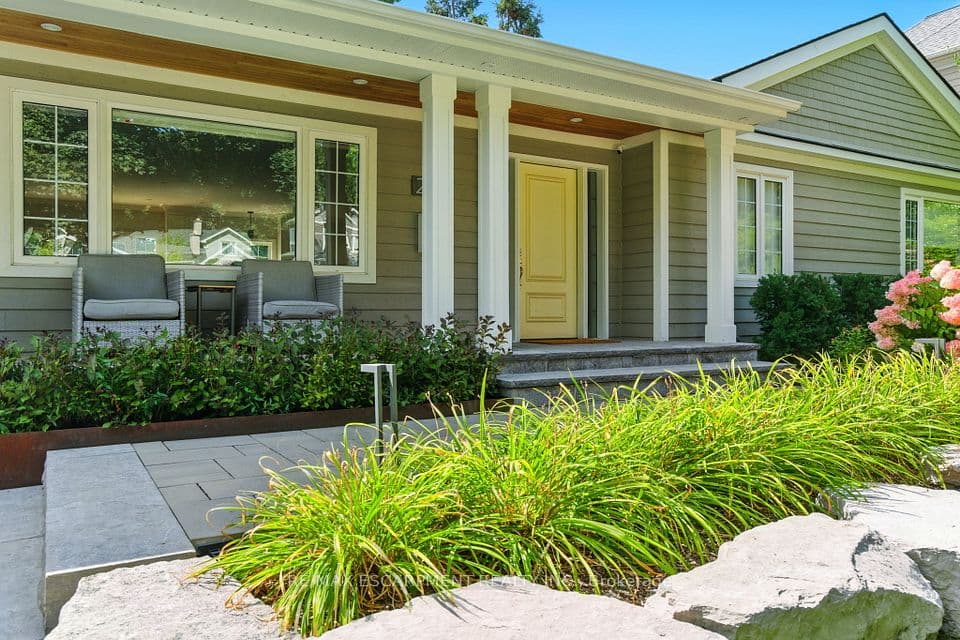 270 Poplar Drive, Burlington, ON L7L 2N4 – main photo