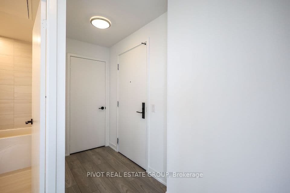 285 Dufferin Street 1508, Toronto, ON M6K 0J2 – main photo