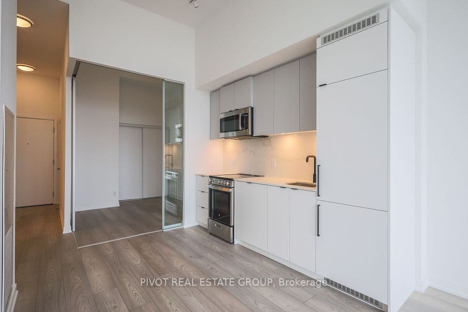 285 Dufferin Street 715, Toronto, ON M6K 0J2 – photo 3