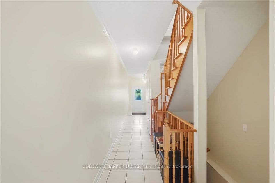 9738 Mclaughlin Road, Brampton, ON L6X 0T8 – photo 3