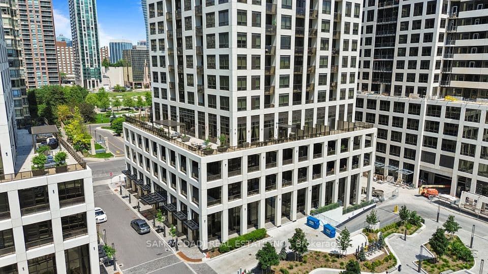 30 Elm Drive 1102, Mississauga, ON L5B 1L9 – main photo