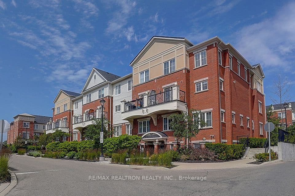 2492 Post Road 16, Oakville, ON L6H 0G6 – main photo