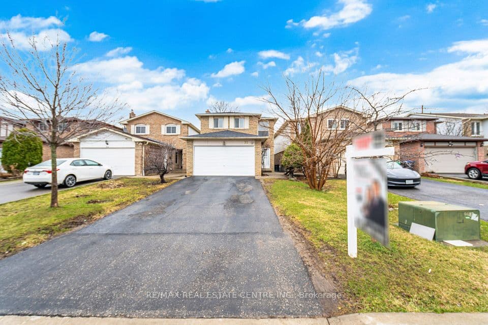 32 Dafoe Crescent, Brampton, ON L6Y 2L2 – photo 2