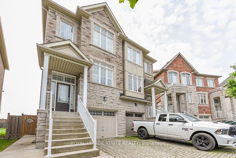 52 Harpreet Circle, Toronto, ON M9W 0E2 – photo 2