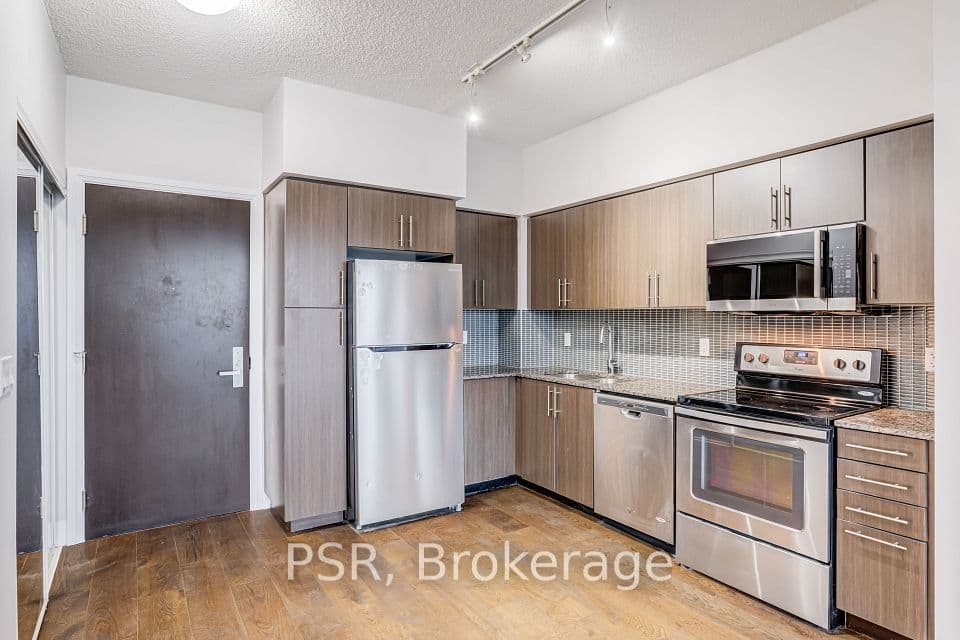 65 Speers Road 602, Oakville, ON L6K 0J1 – photo 3