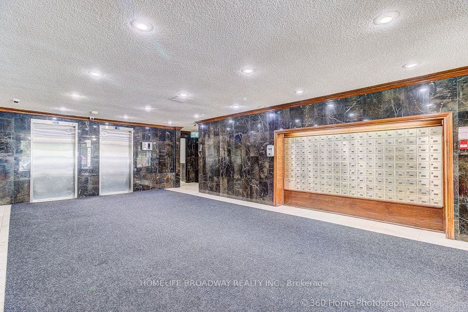 10 Tobermory Drive 512, Toronto, ON M3N 2Y5 – photo 3