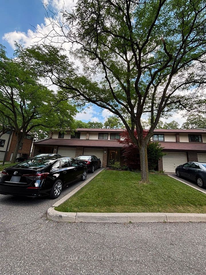 2020 South Millway 2, Mississauga, ON L5L 1K2 – photo 3