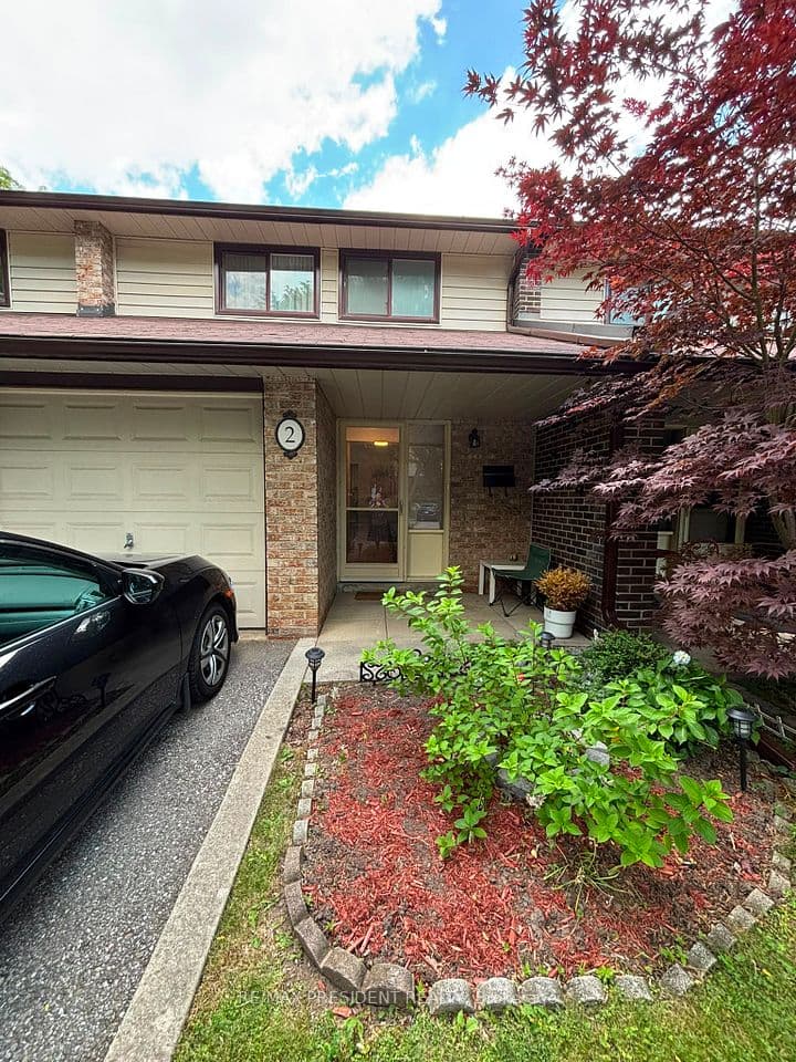 2020 South Millway 2, Mississauga, ON L5L 1K2 – photo 2