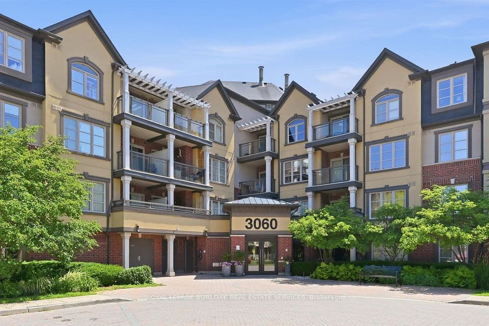 3060 Rotary Way 303, Burlington, ON L7M 0G9 – main photo
