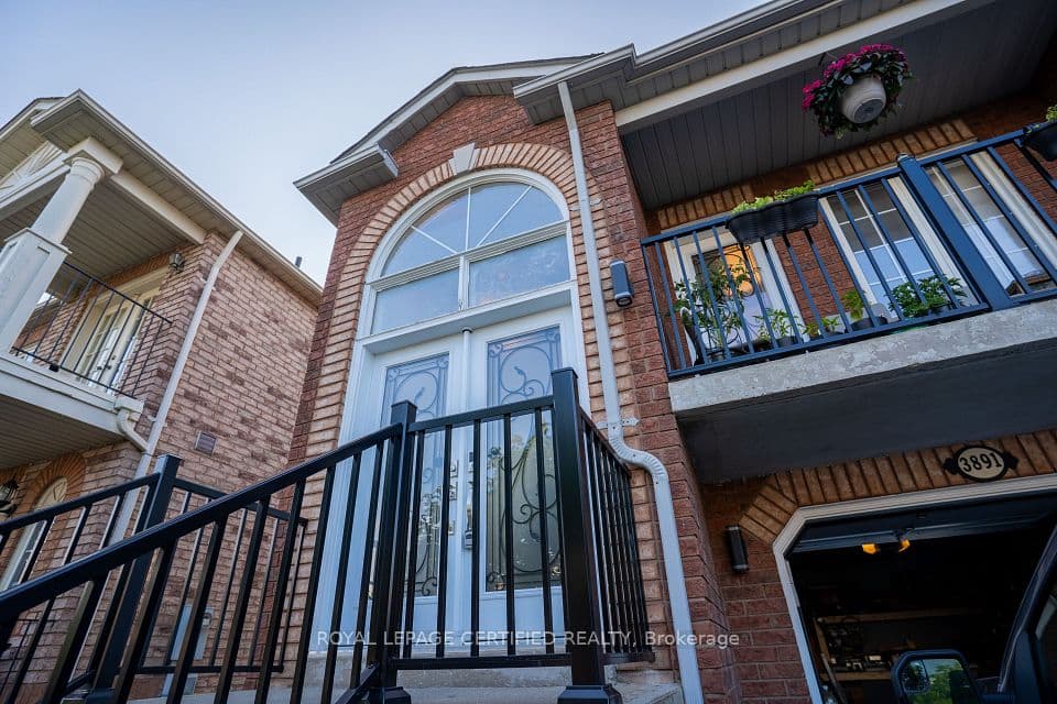 3891 Freeman Terrace, Mississauga, ON L5M 6R1 – photo 3