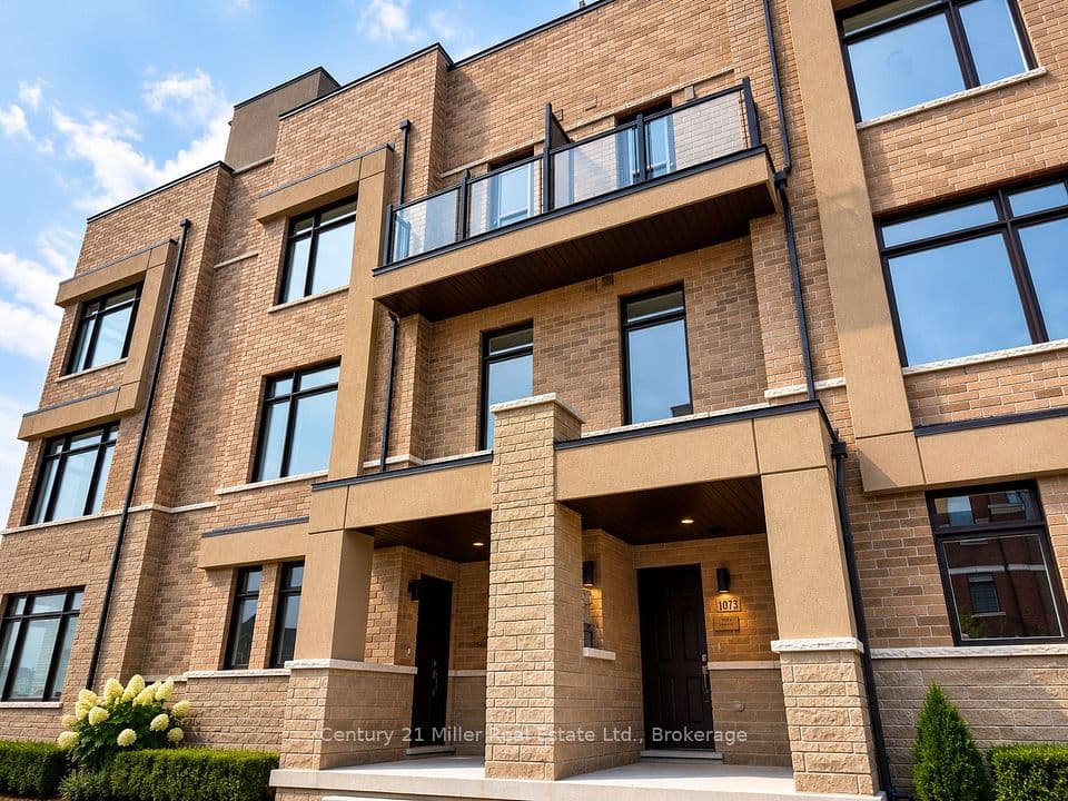 1073 Wheat Boom Drive, Oakville, ON L6H 7H5 – main photo