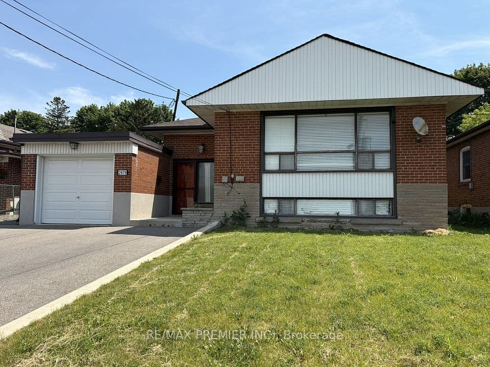 2979 Weston Road, Toronto, ON M9M 2T1 – photo 2