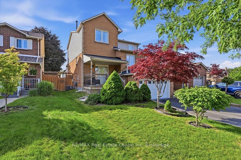 580 Clover Park Crescent, Milton, ON L9T 4W1 – main photo