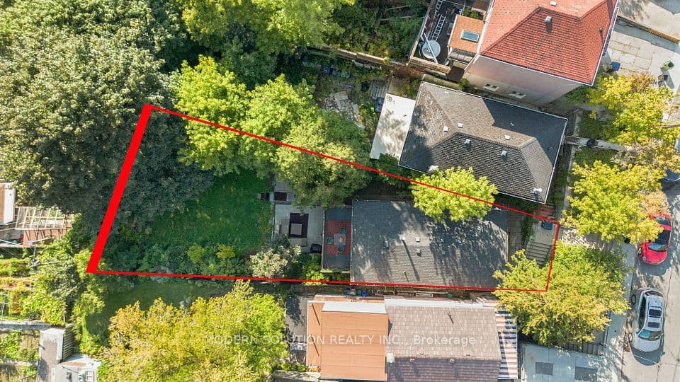 5A Dynevor Road, Toronto, ON M6E 3W7 – photo 3