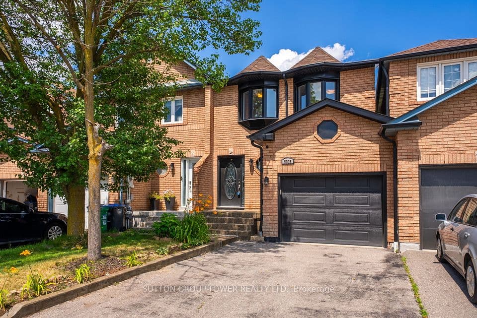 5035 Moulin Rouge Crescent, Mississauga, ON L5V 1R6 – photo 2