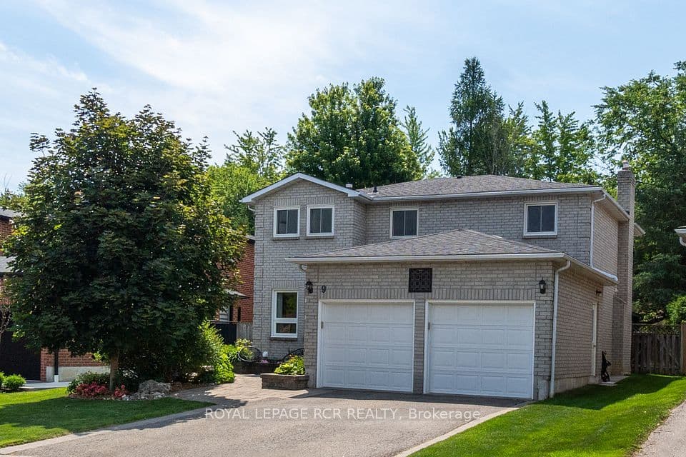 9 Doepath Way, Caledon, ON L7E 2G4 – main photo
