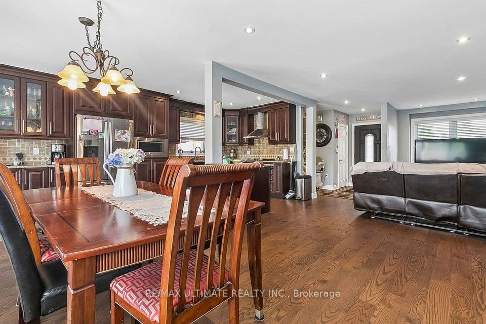 75 Giltspur Drive, Toronto, ON M3L 1M4 – photo 2