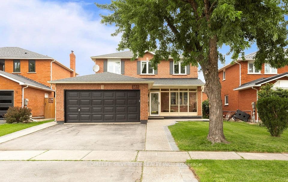 303 Hickory Circle, Oakville, ON L6H 4V3 – photo 2