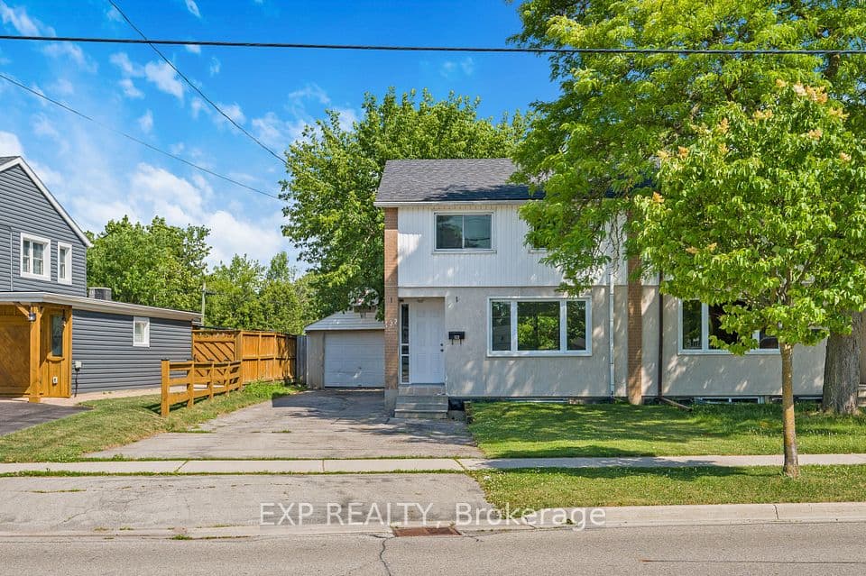 132 Heslop Road, Milton, ON L9T 1B4 – photo 2