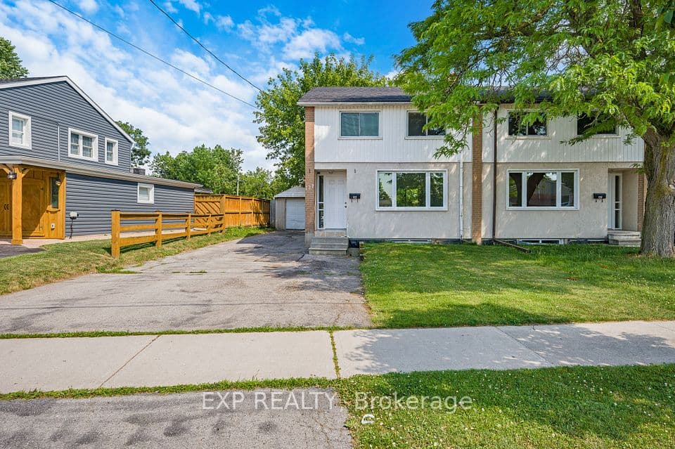 132 Heslop Road, Milton, ON L9T 1B4 – photo 3