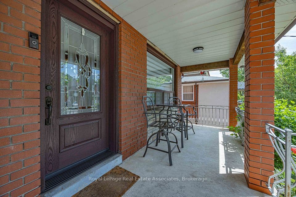 256 John Street, Toronto, ON M9N 1K2 – photo 3