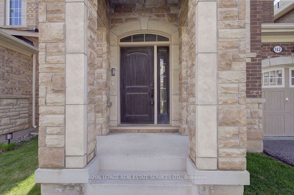142 Culp Trail, Oakville, ON L6M 0W2 – photo 2