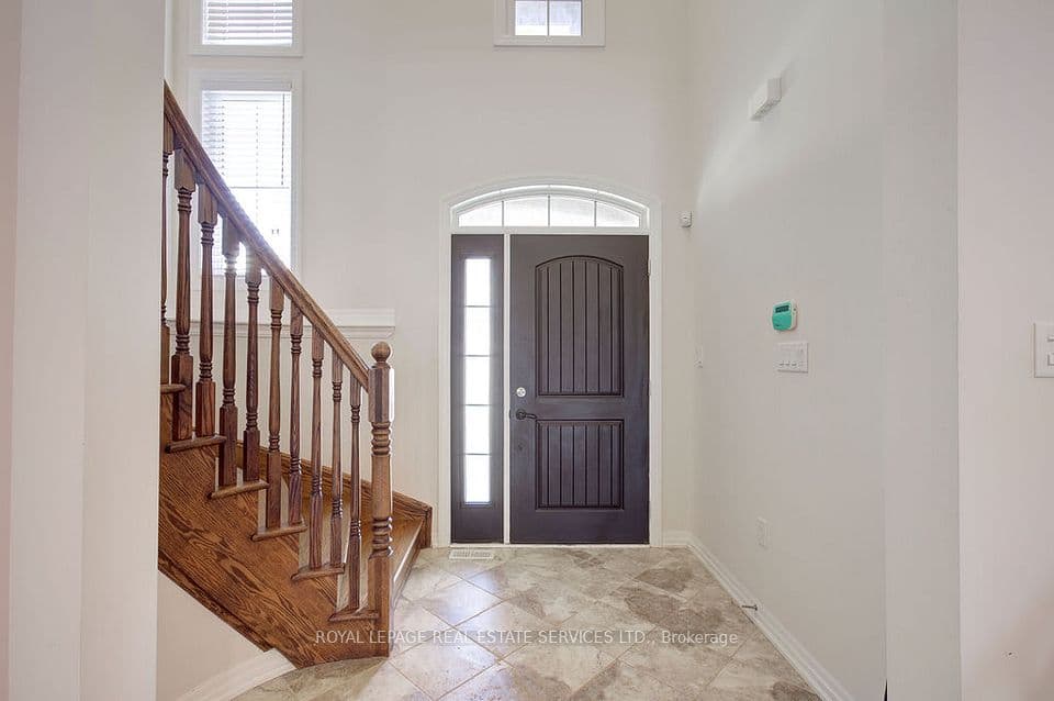 142 Culp Trail, Oakville, ON L6M 0W2 – photo 3