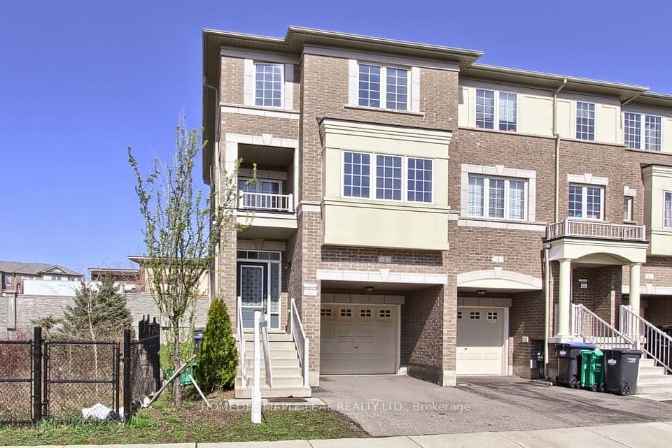 2 Cedarland Road E, Brampton, ON L6Y 6E5 – photo 3