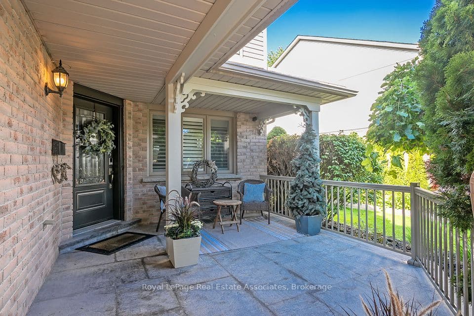 5824 Cornell Crescent, Mississauga, ON L5M 5R5 – photo 3