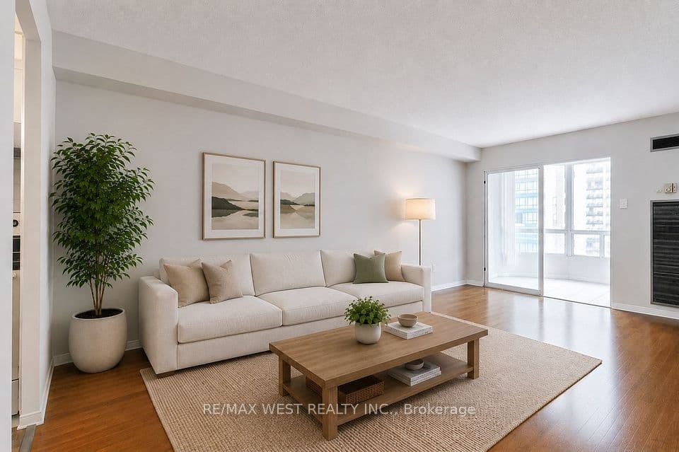 115 Hillcrest Avenue 610, Mississauga, ON L5B 3Y9 – main photo