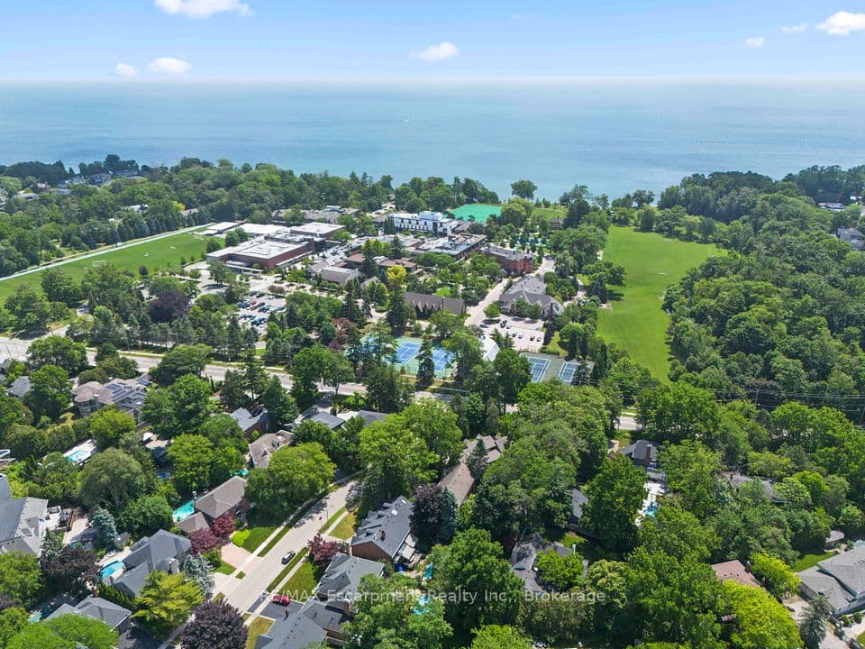104 Whittington Place, Oakville, ON L6K 3V9 – photo 3