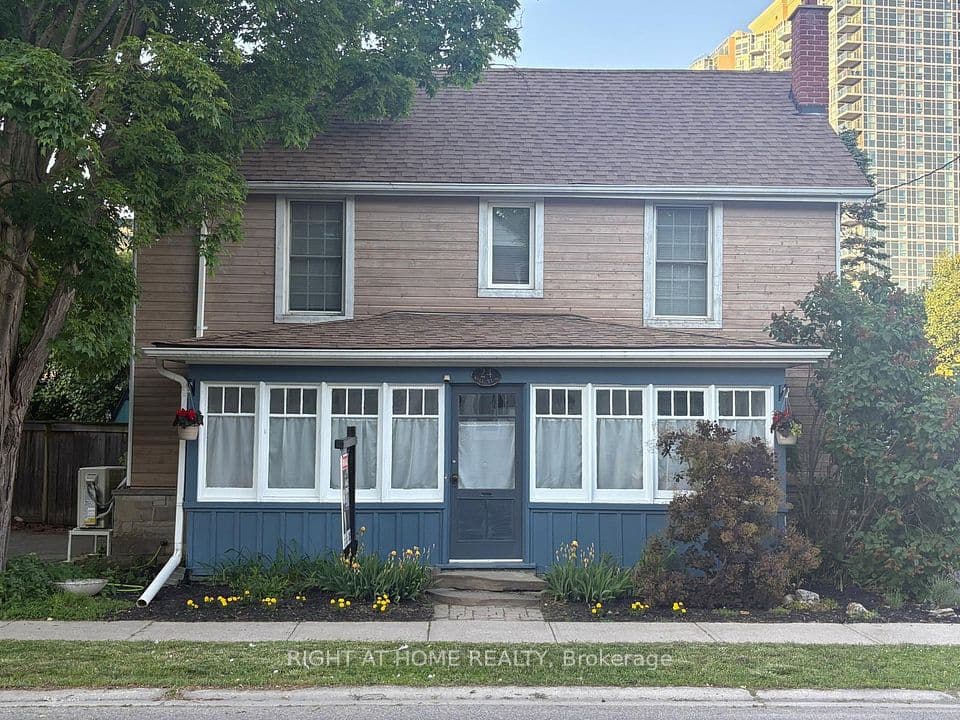 24 Mill Street N, Brampton, ON L6X 1S6 – main photo