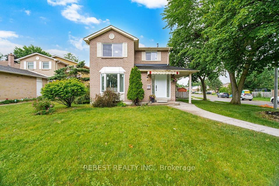 3120 Mccarron Crescent, Mississauga, ON L5N 3H5 – photo 2