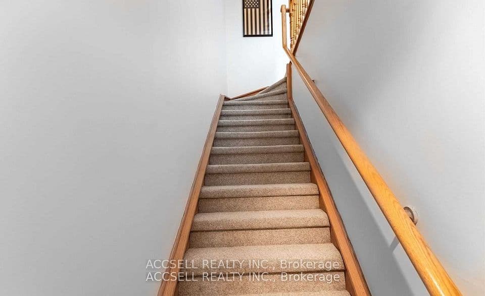3400 Lake Shore Boulevard W 229, Toronto, ON M8W 4Z9 – photo 2