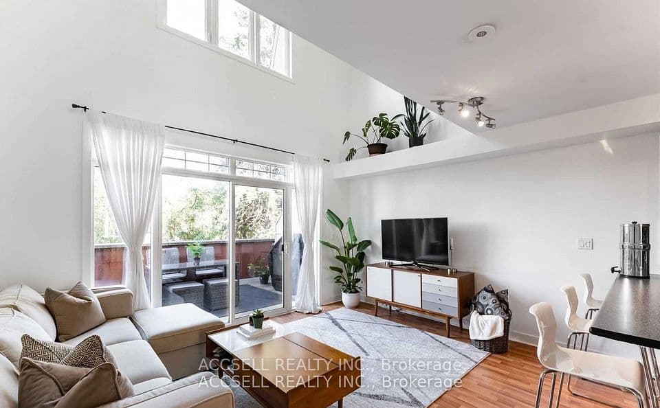 3400 Lake Shore Boulevard W 229, Toronto, ON M8W 4Z9 – photo 3