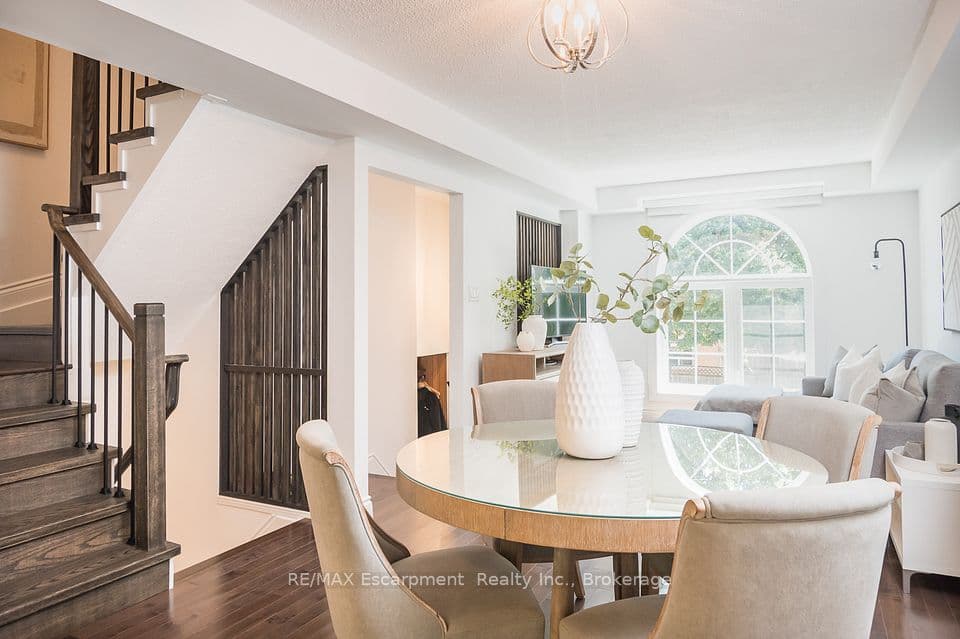 2350 Britannia Road W 46, Mississauga, ON L5M 6A7 – photo 2
